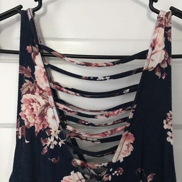 Flowing dress - Picture 4 of 6